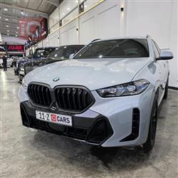 بی ئێم دەبڵیو X6